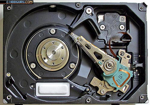 ���������� ���������� ������� ���������������� ���������� Seagate Barracuda 7200.7, 160 GB. ����� ����� ��������� �������, ���, �� ������� ���������� ���, ������� VCM, ����������� ���������, ������������